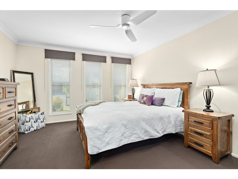 13 Peninsula Avenue, Haywards Bay NSW 2530