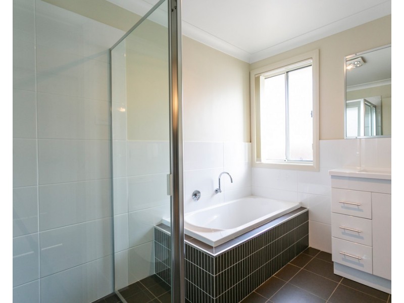 8/34 Albatross Drive, Blackbutt NSW 2529