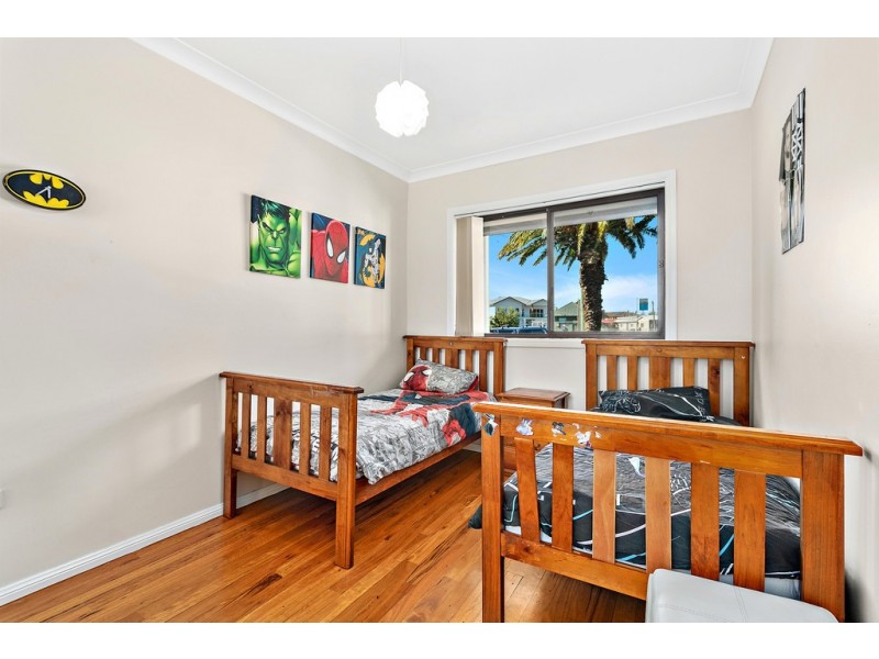 7 View Street, Lake Illawarra NSW 2528