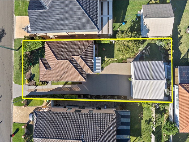 4 John Street, Shellharbour NSW 2529