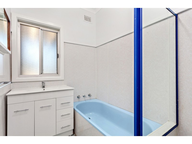 16 Belfast Avenue, Warilla NSW 2528