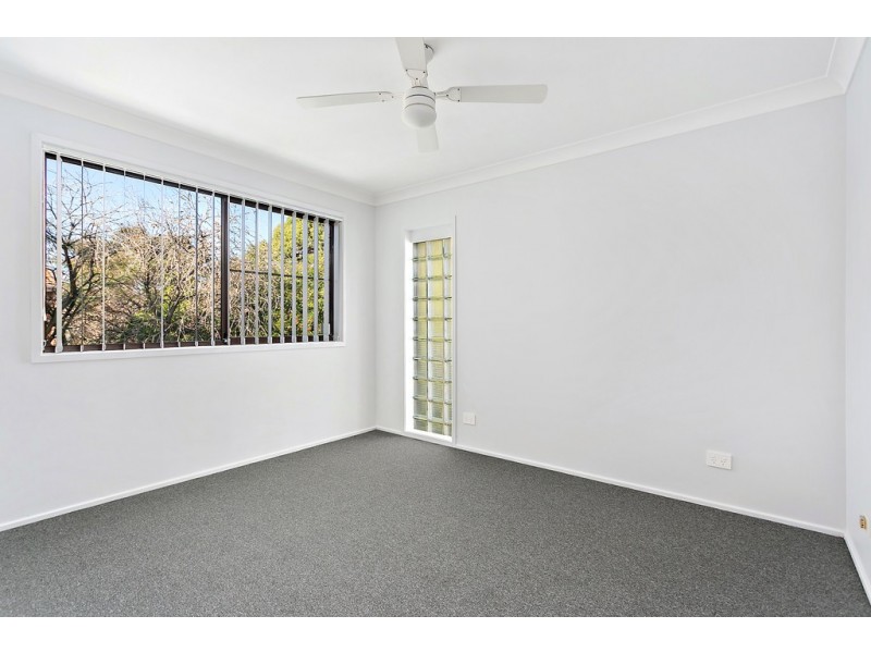 1/21 Grove Circuit, Lake Illawarra NSW 2528