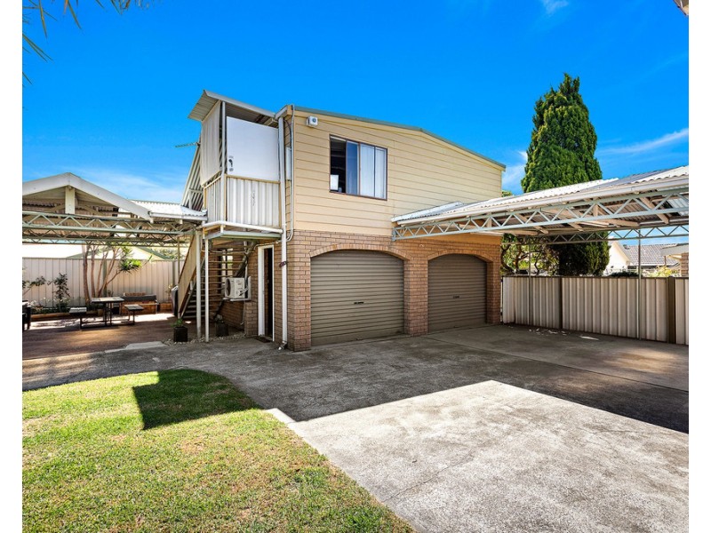 19 Moore Street, Oak Flats NSW 2529