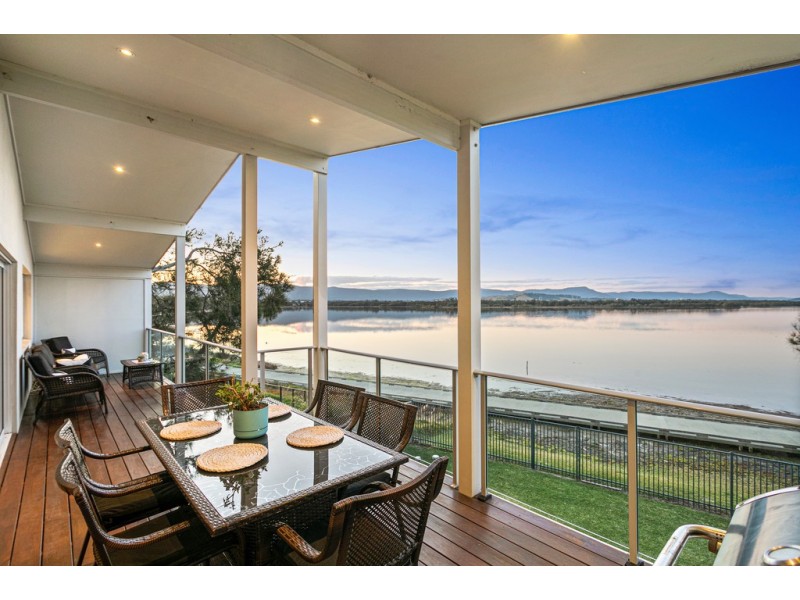 2/99 Koona Street, Albion Park Rail NSW 2527