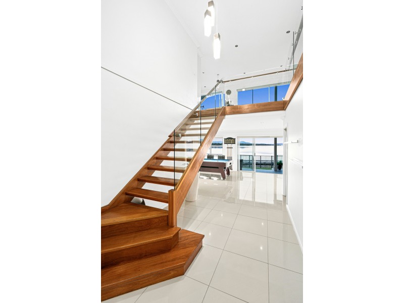 2/99 Koona Street, Albion Park Rail NSW 2527