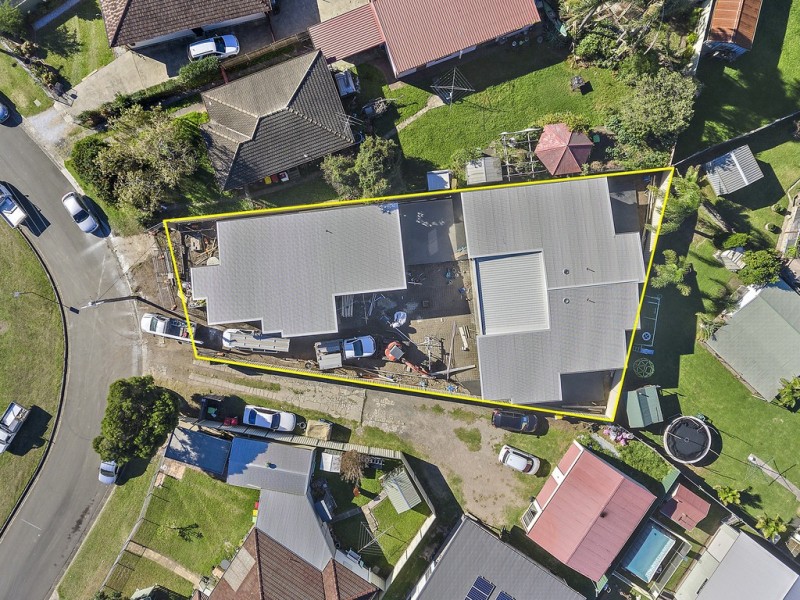2 and 3/5 Harvey Street, Warilla NSW 2528