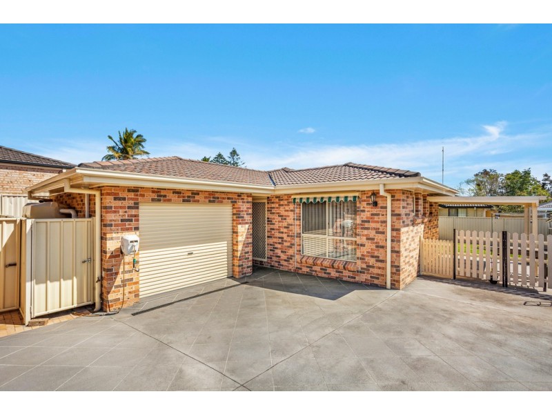 2/51 Theodore Street, Oak Flats NSW 2529