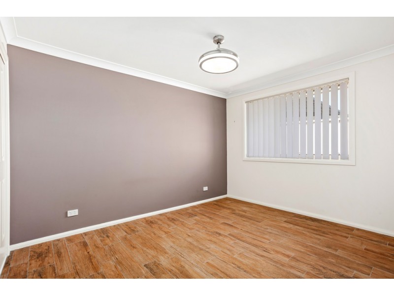 2/51 Theodore Street, Oak Flats NSW 2529