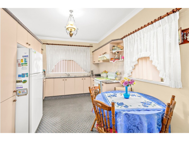 85 Wentworth Street, Oak Flats NSW 2529