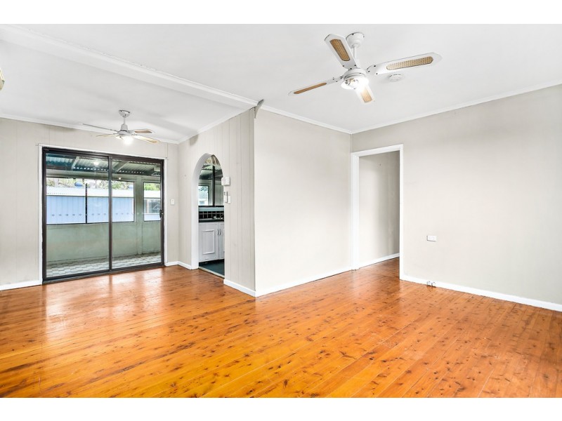 5 Alfred Crescent, Lake Illawarra NSW 2528