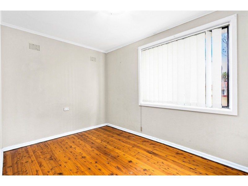 5 Alfred Crescent, Lake Illawarra NSW 2528