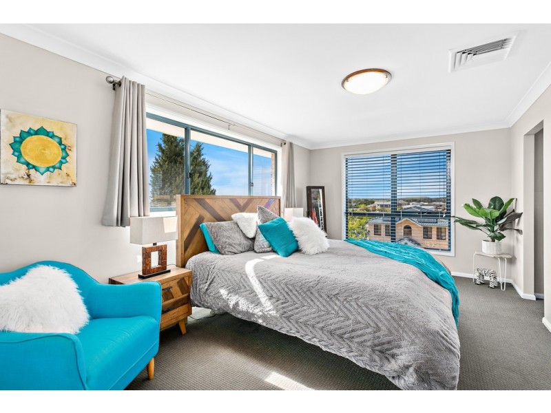 10 Dampier Crescent, Shell Cove NSW 2529