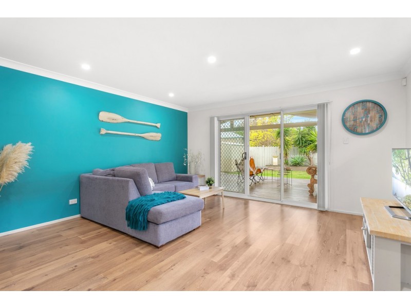 11 Woodburn Terrace, Flinders NSW 2529