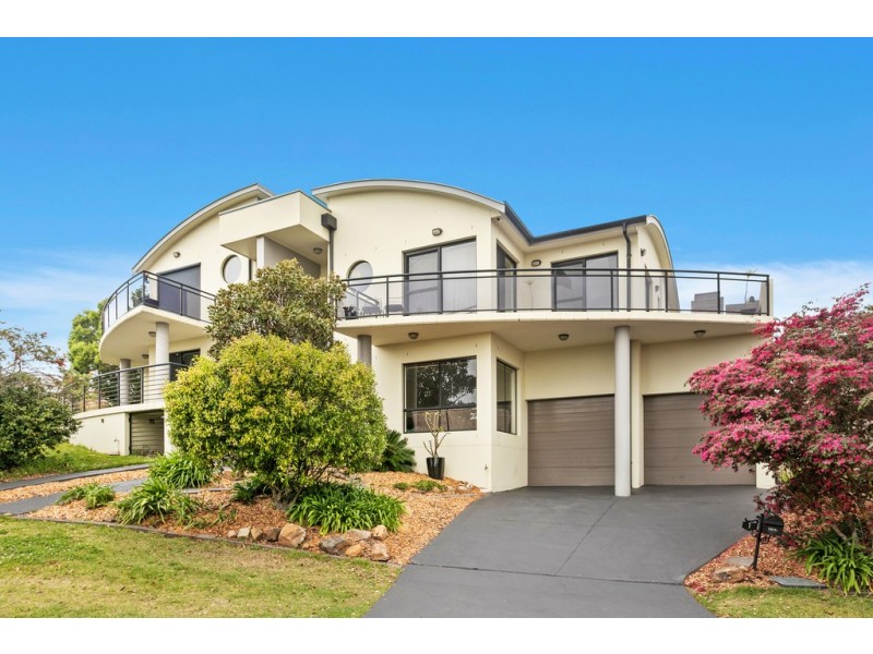1 Hayman Crescent, Shell Cove NSW 2529