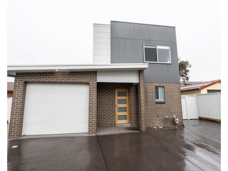 113 Madigan Boulevarde, Mount Warrigal NSW 2528