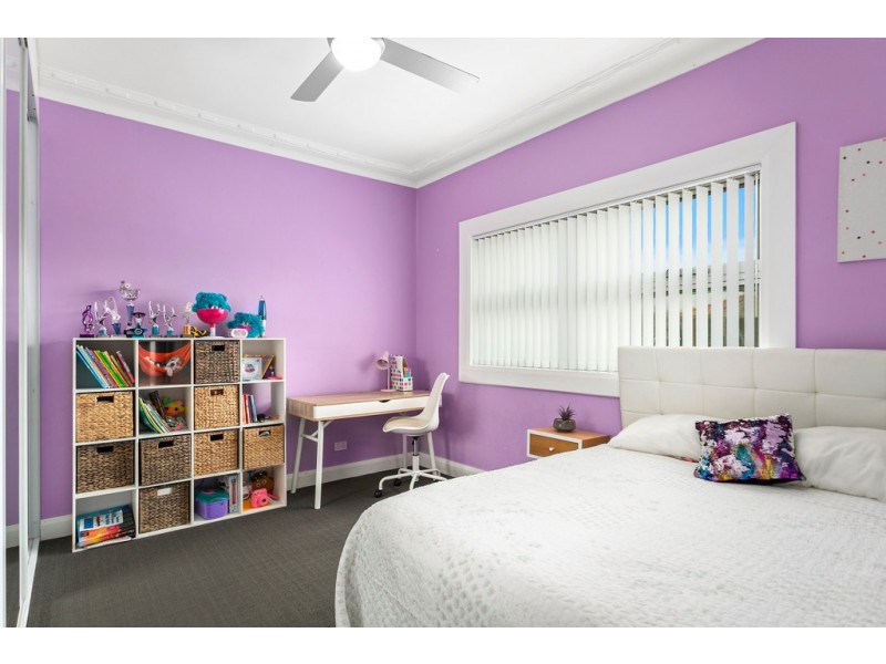 81 Pur Pur Avenue, Lake Illawarra NSW 2528