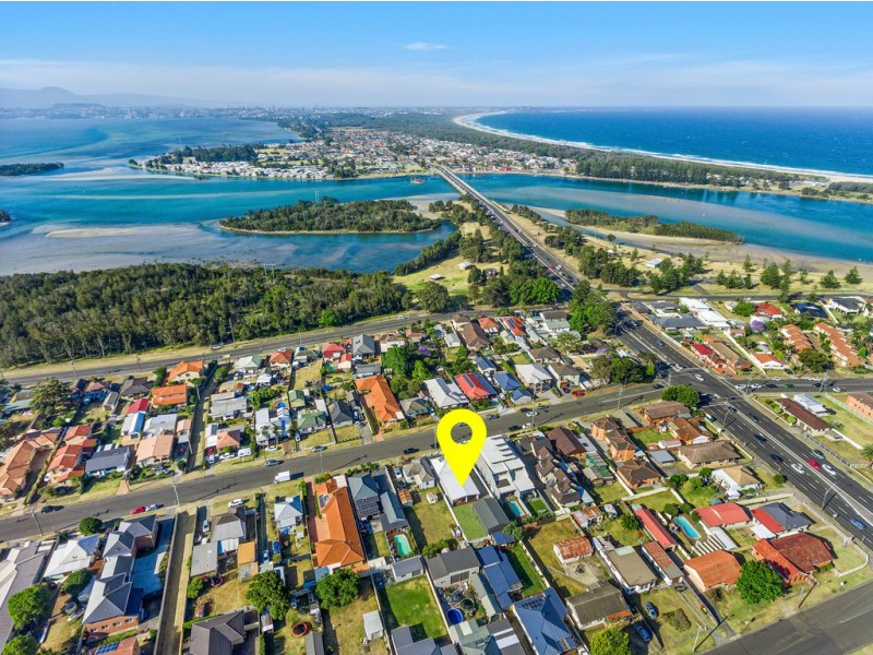 81 Pur Pur Avenue, Lake Illawarra NSW 2528