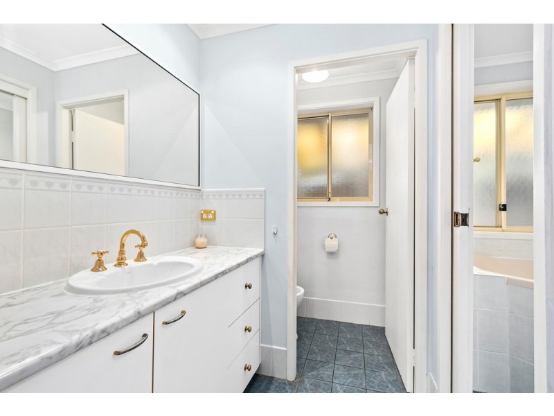 2/32 Mayfield Circuit, Albion Park NSW 2527