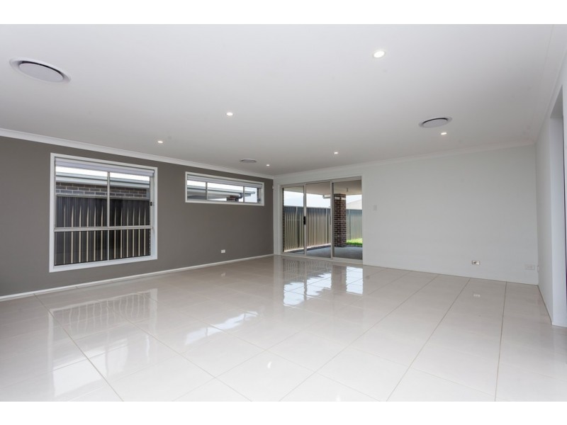 18 Ganya Street, Calderwood NSW 2527