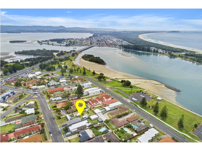 60 Pur Pur Avenue, Lake Illawarra NSW 2528