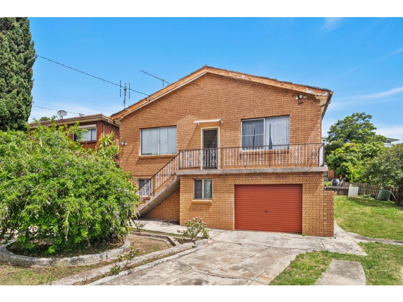 36 Auburn Parade, Cringila NSW 2502