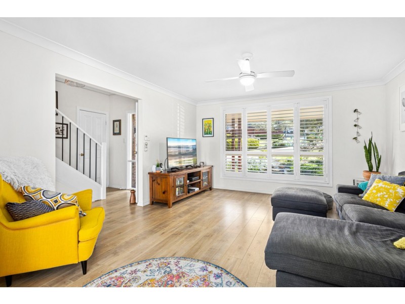 13 Pleasant View Close, Albion Park NSW 2527