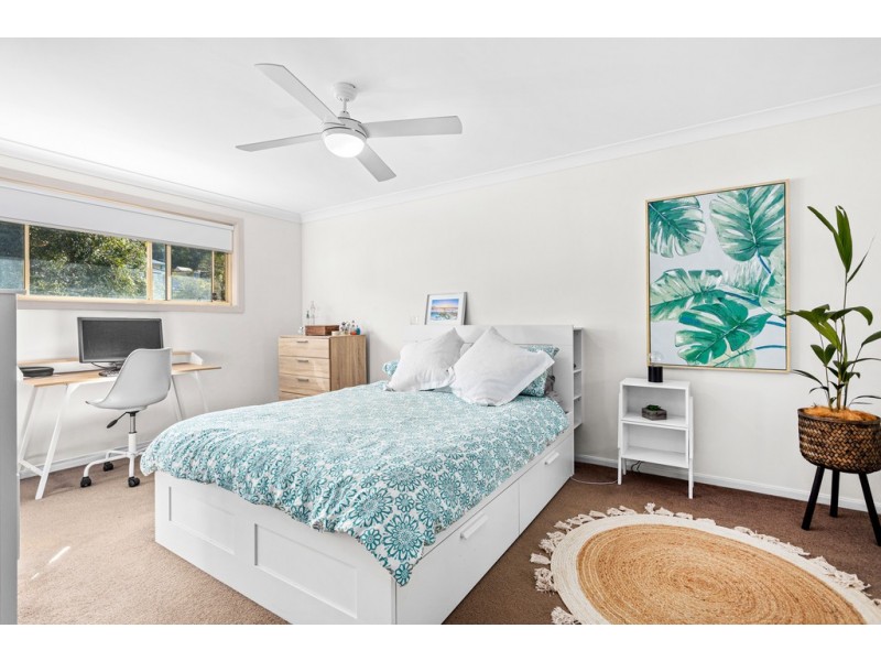 13 Pleasant View Close, Albion Park NSW 2527