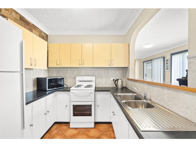 52 Strata Avenue, Barrack Heights NSW 2528