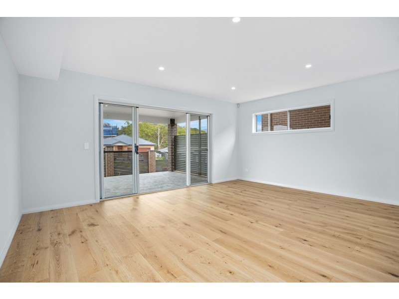 52 Oak Farm Road, Calderwood NSW 2527