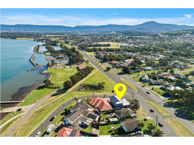 193 Northcliffe Drive, Berkeley NSW 2506