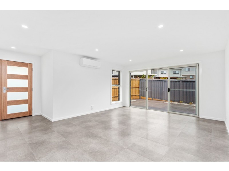 4/6 Hopetoun Lane, Oak Flats NSW 2529