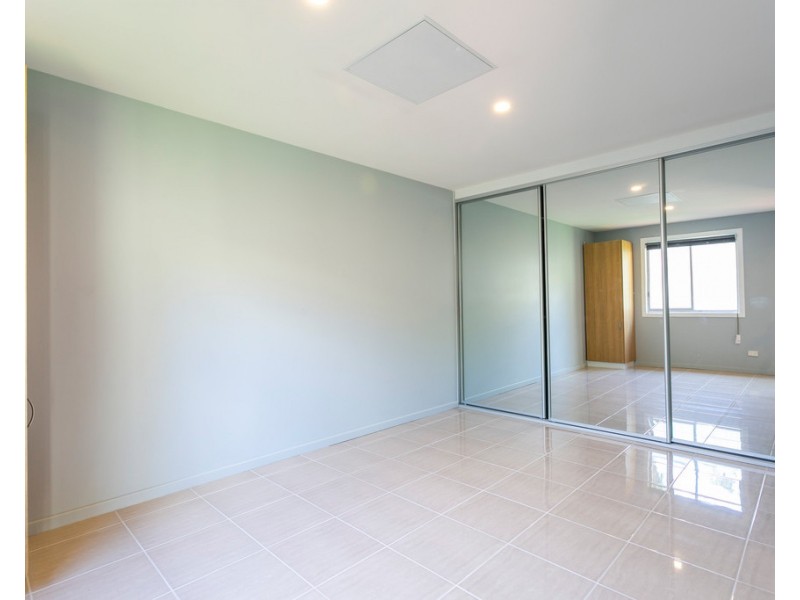 17A Lavis Drive, Mount Warrigal NSW 2528