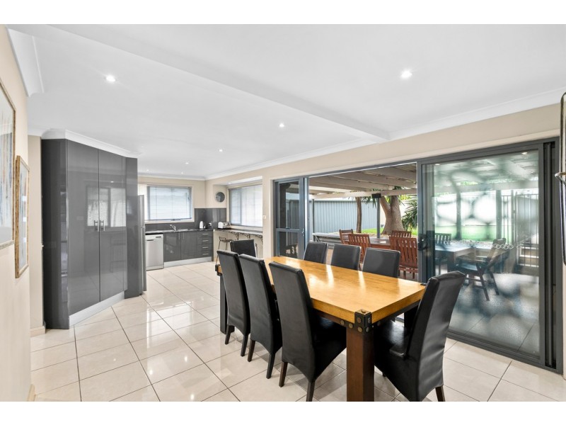 19 Birra Drive, Oak Flats NSW 2529