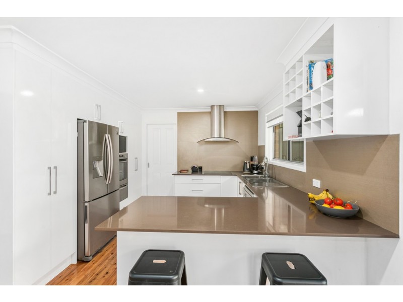 3 Kookaburra Place, Barrack Heights NSW 2528