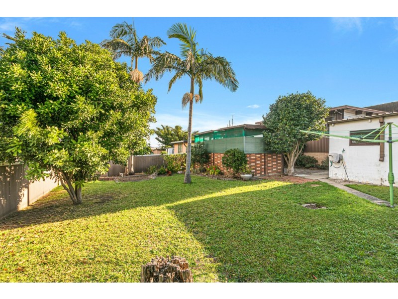 13 Cheshire Street, Berkeley NSW 2506