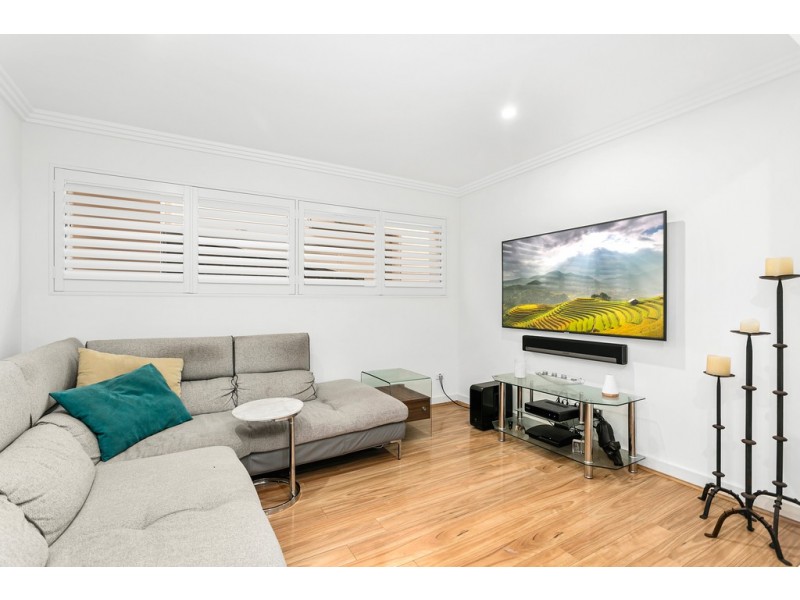 10 Glades Parkway, Shell Cove NSW 2529