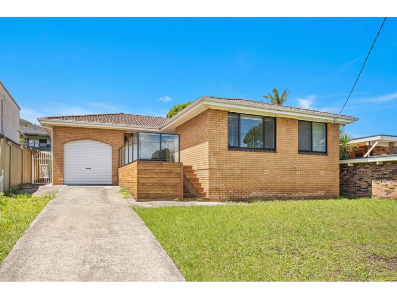 35 Henricks Parade, Mount Warrigal NSW 2528