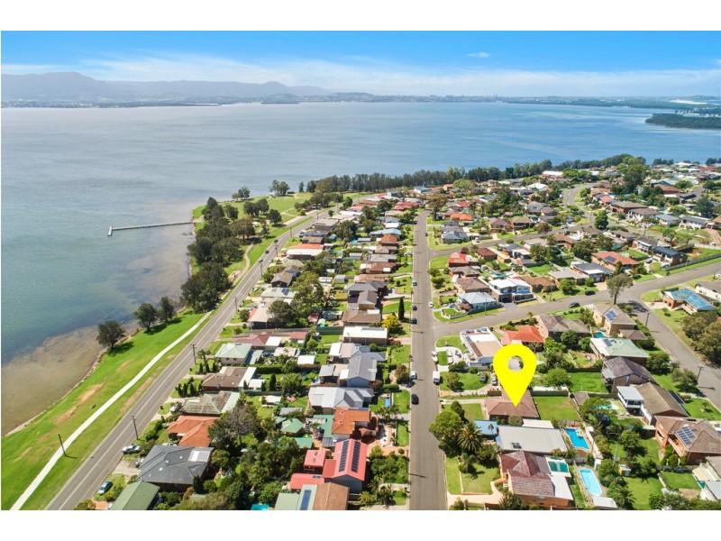 35 Henricks Parade, Mount Warrigal NSW 2528