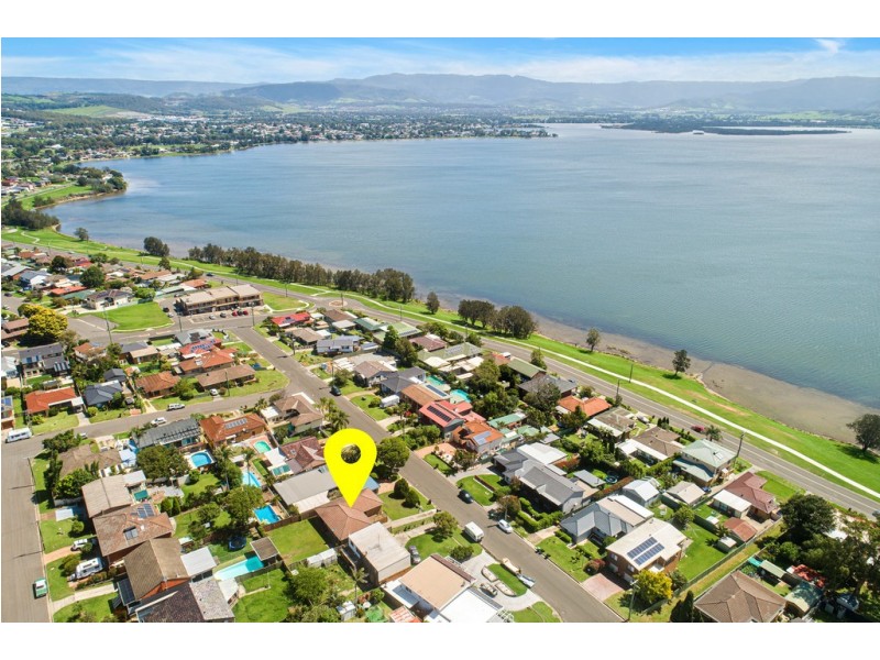 35 Henricks Parade, Mount Warrigal NSW 2528