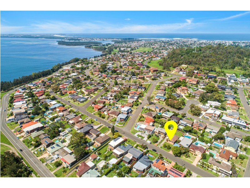 35 Henricks Parade, Mount Warrigal NSW 2528