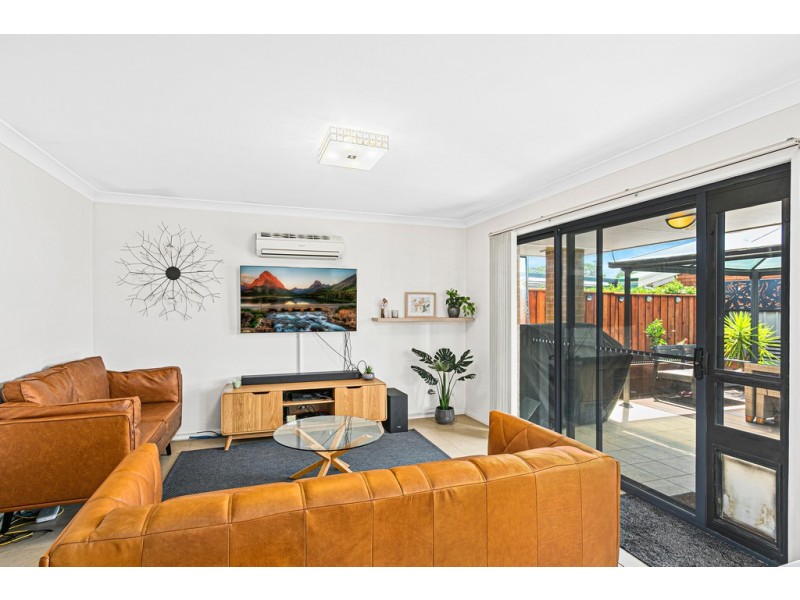 61 Churchill Circuit, Barrack Heights NSW 2528