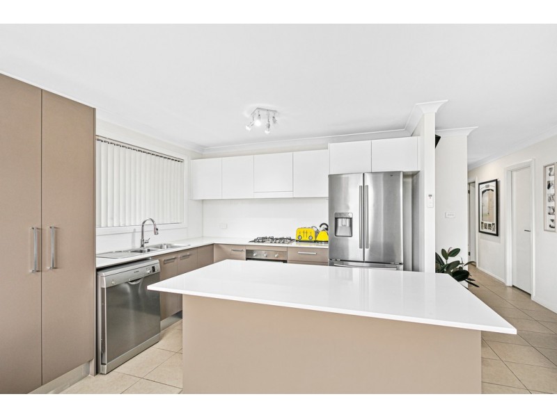 61 Churchill Circuit, Barrack Heights NSW 2528