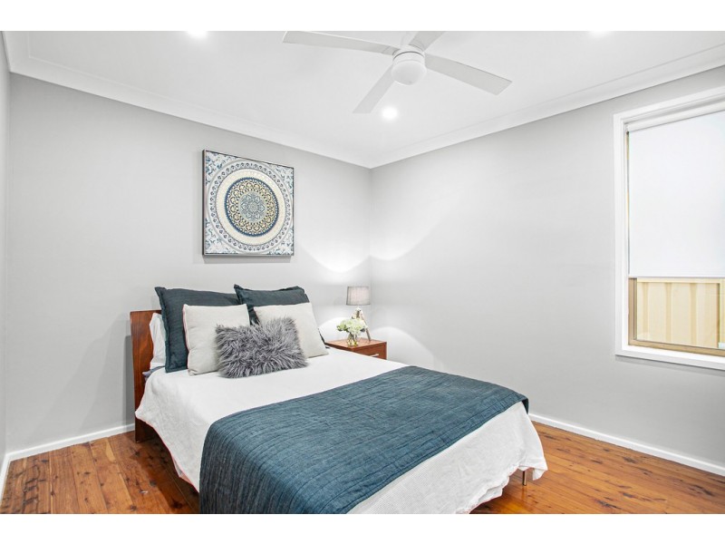 72 The Boulevarde, Oak Flats NSW 2529