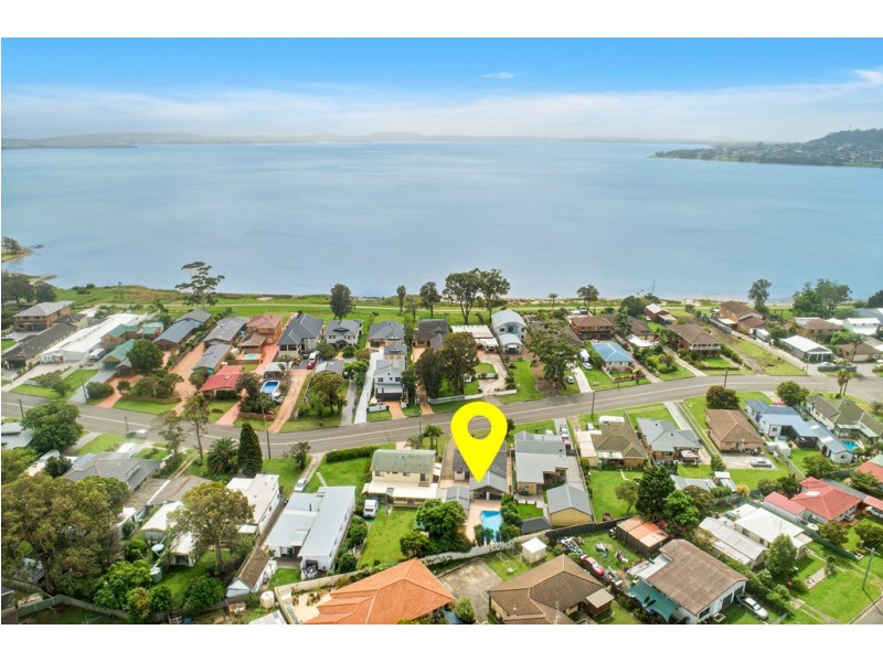 72 The Boulevarde, Oak Flats NSW 2529