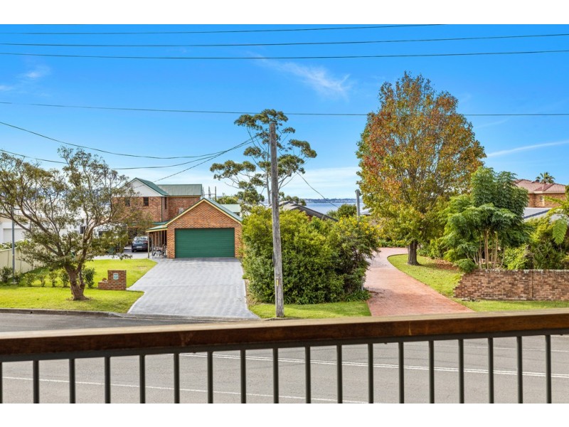 58B The Boulevarde, Oak Flats NSW 2529