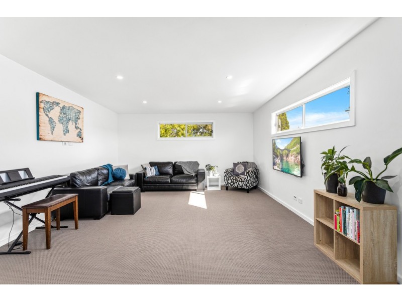 58B The Boulevarde, Oak Flats NSW 2529