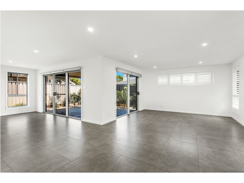 11A Cowries Avenue, Shell Cove NSW 2529
