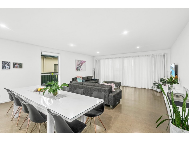 79 Pur Pur Avenue, Lake Illawarra NSW 2528