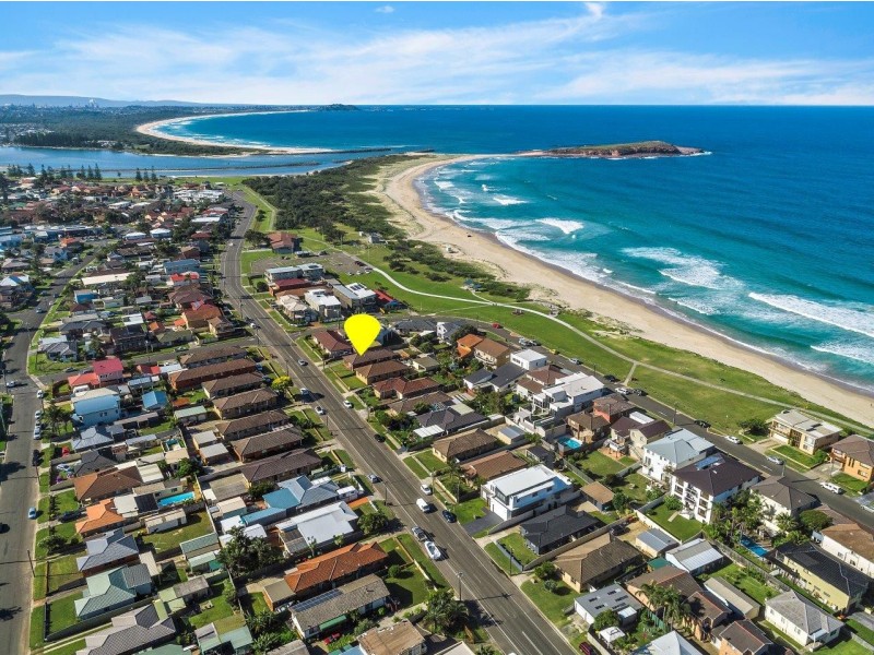 21 Osborne Parade, Warilla NSW 2528