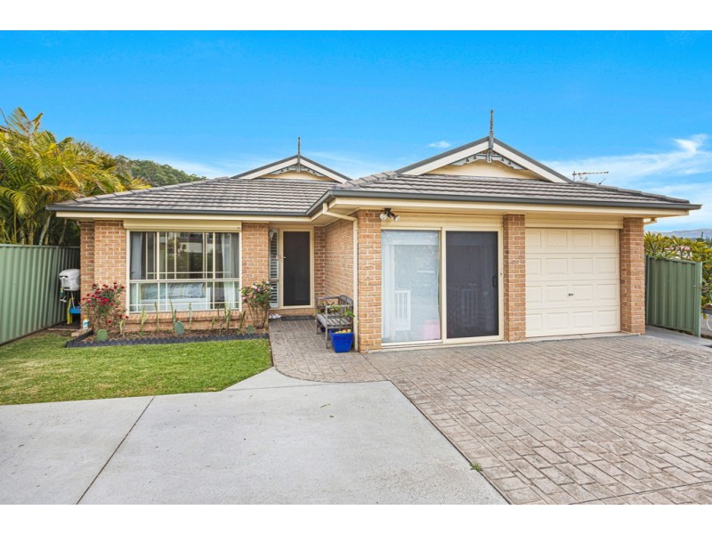 4 Danjera Drive, Albion Park NSW 2527